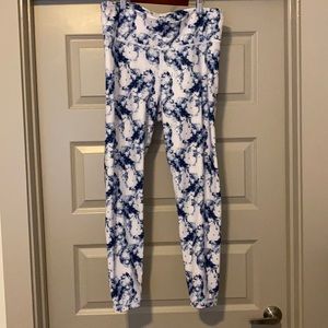 GapFit High Rise Blackout Print 7/8 Leggings